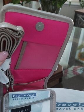 Travelon White Pouch with Navy Logo